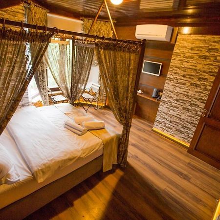 Mavisu Deluxe Butik Otel Трабзон Екстериор снимка